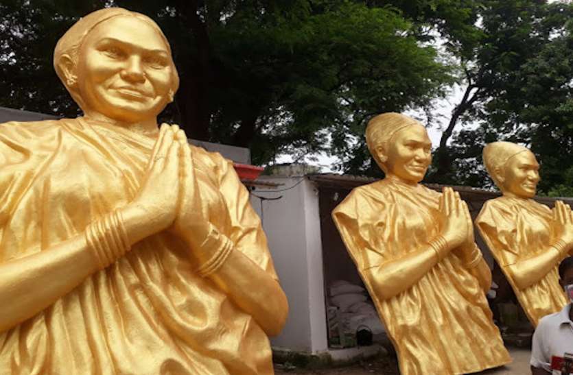 UP: राजभर ने योगी सरकार पर कसा तंज, कहा- फूलन देवी की मूर्ति लगाने पर क्यों लगाई रोक? UP: राजभर ने योगी सरकार पर कसा तंज, कहा- फूलन देवी की मूर्ति लगाने पर क्यों लगाई रोक?