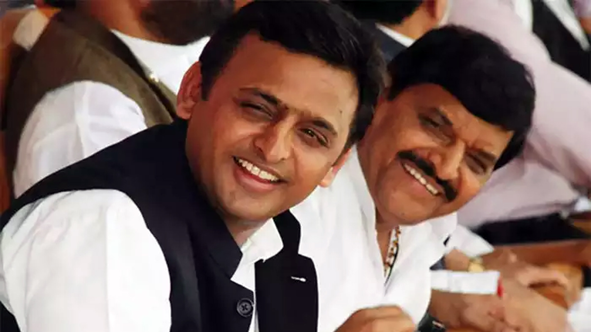 UP Election 2022: अखिलेश यादव का ऐलान, चाचा शिवपाल से होगा गठबंधन UP Election 2022: अखिलेश यादव का ऐलान, चाचा शिवपाल से होगा गठबंधन