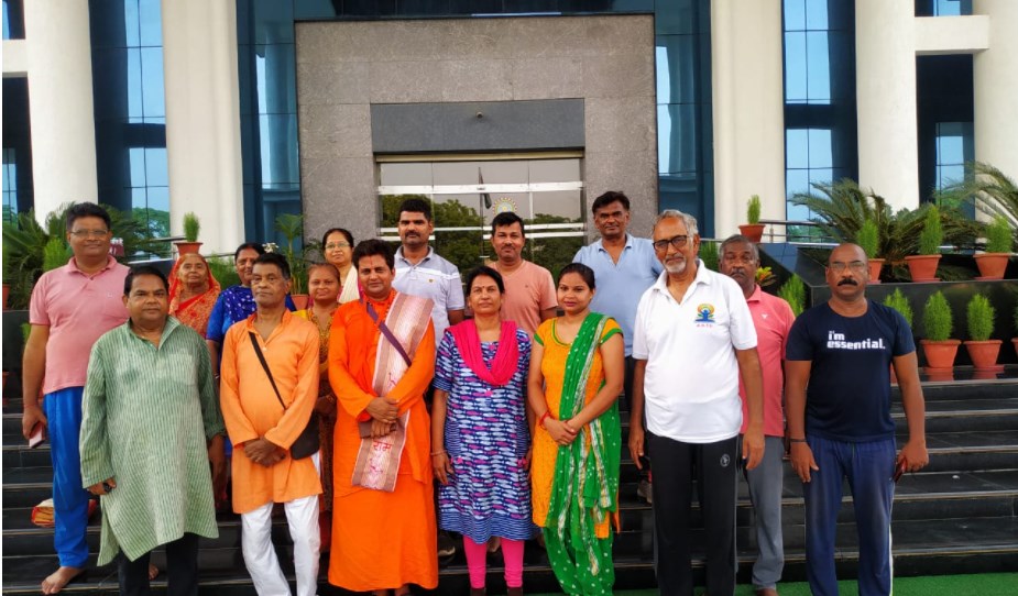जन विकास महासभा के द्वारा जानकीपुरम विस्तार में प्रतिदिन प्रातः काल 6:00 से योग शिविर का आयोजन जन विकास महासभा के द्वारा जानकीपुरम विस्तार में प्रतिदिन प्रातः काल 6:00 से योग शिविर का आयोजन