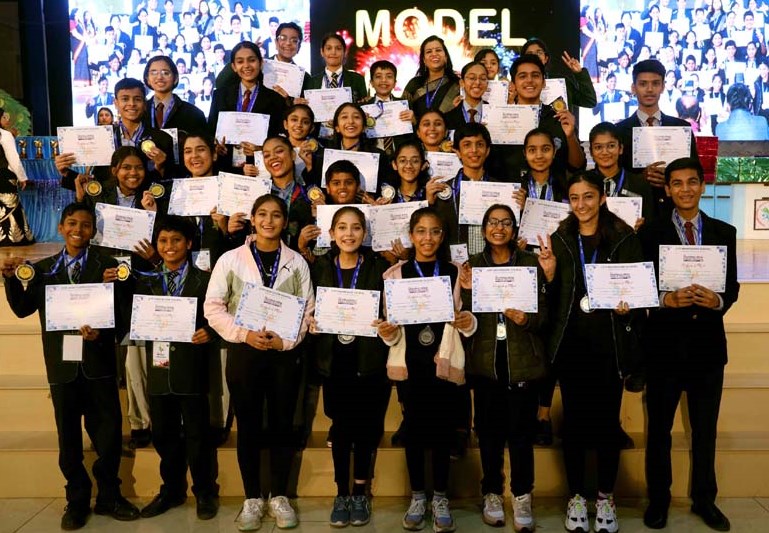 सनसाइन पब्लिक स्कूल, गाजीपुर ने जीती ओवरऑल चैम्पियनशिप सनसाइन पब्लिक स्कूल, गाजीपुर ने जीती ओवरऑल चैम्पियनशिप