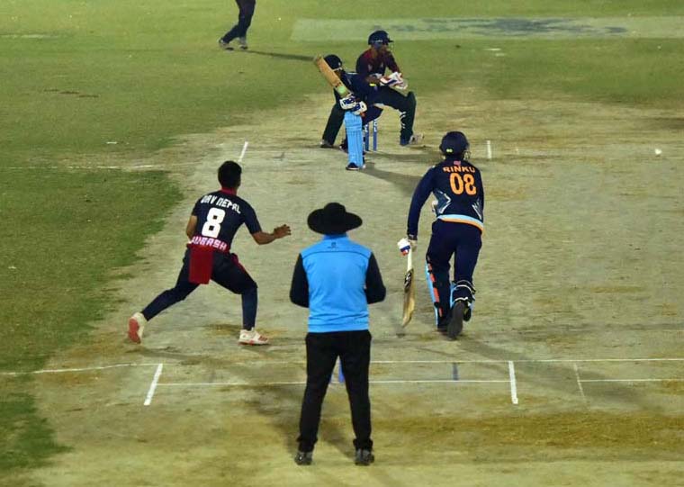 लाजबाब खेल से दर्शको का दिल जीता देश-विदेश के बाल क्रिकेटरों ने