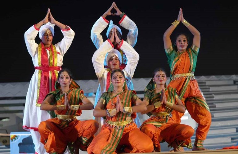 सेलेस्टा इण्टरनेशनल-2023:आर्केस्ट्रा,कोलाजएवं लोकनृत्य में अद्वितीय प्रतिभा प्रदर्शन किया छात्रों ने सेलेस्टा इण्टरनेशनल-2023:आर्केस्ट्रा,कोलाजएवं लोकनृत्य में अद्वितीय प्रतिभा प्रदर्शन किया छात्रों ने