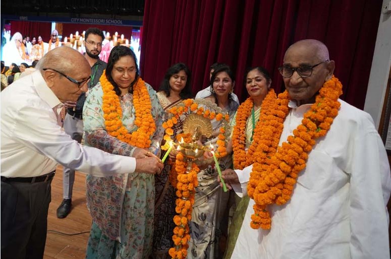 चार दिवसीय अन्तर्राष्ट्रीय रिफलेक्शन-2023 का सी.एम.एस. में भव्य उद्घाटन चार दिवसीय अन्तर्राष्ट्रीय रिफलेक्शन-2023 का सी.एम.एस. में भव्य उद्घाटन