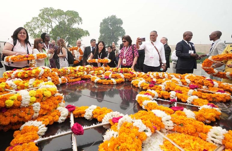 61 देशों के मुख्य न्यायाधीशों व न्यायाधीशों का लखनऊ आगमन आज 61 देशों के मुख्य न्यायाधीशों व न्यायाधीशों का लखनऊ आगमन आज