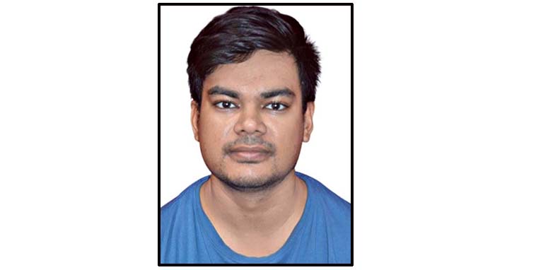 देश की प्रतिष्ठित कैट परीक्षा में सी.एम.एस. छात्र सिद्धार्थ ने चयनित होकर शहर का मान बढ़ाया