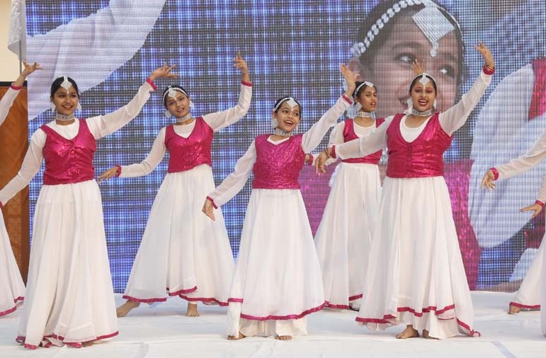 सी.एम.एस. महानगर एवं गोमती नगर कैम्पस द्वारा ‘डिवाइन एजुकेशन कान्फ्रेन्स’ का भव्य आयोजन सी.एम.एस. महानगर एवं गोमती नगर कैम्पस द्वारा ‘डिवाइन एजुकेशन कान्फ्रेन्स’ का भव्य आयोजन