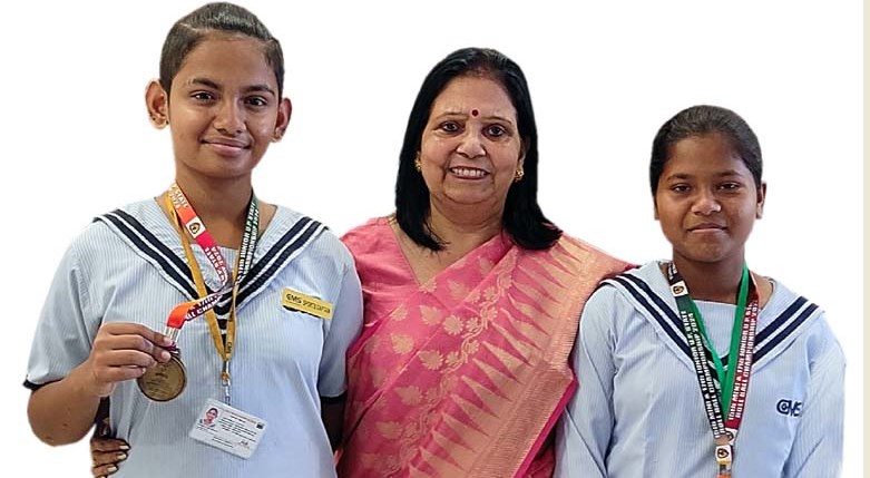 स्टेट रोल बॉल चैम्पियनशिप में सी.एम.एस. छात्राओं को गोल्ड मेडल स्टेट रोल बॉल चैम्पियनशिप में सी.एम.एस. छात्राओं को गोल्ड मेडल