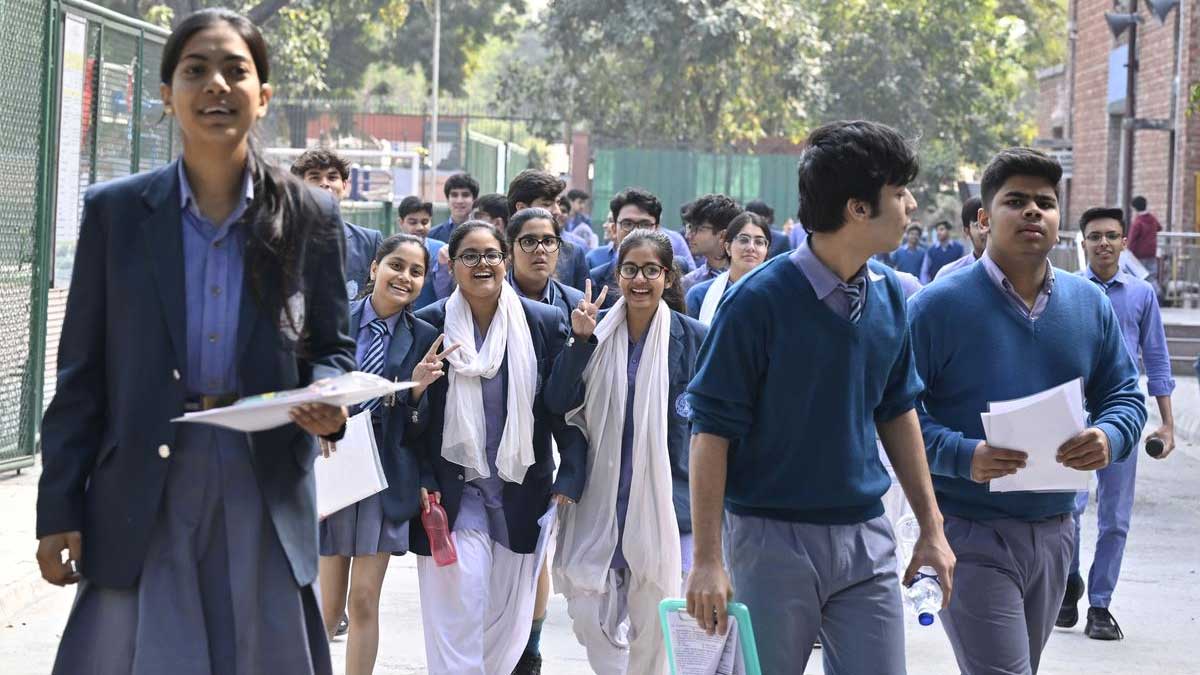 CBSE 10th Board Exam New Rules: CBSE का बड़ा फैसला, अब 10वीं बोर्ड परीक्षा साल में 2 बार, पहली परीक्षा अनिवार्य CBSE 10th Board Exam New Rules: CBSE का बड़ा फैसला, अब 10वीं बोर्ड परीक्षा साल में 2 बार, पहली परीक्षा अनिवार्य