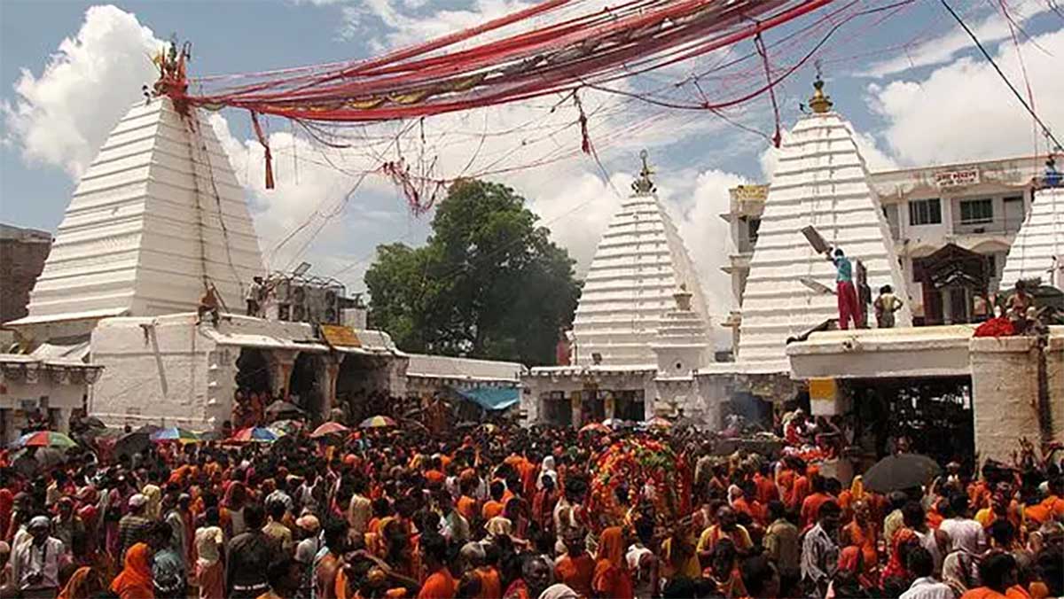Sawan 2025: देवघर में श्रद्धालुओं के लिए झारखंड सरकार की खास तैयारियां, भोले बाबा के भक्त करेंगे बम-बम