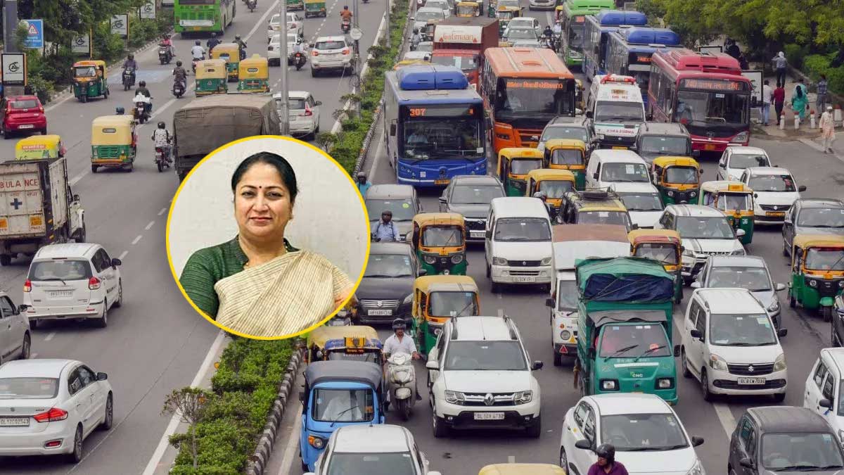 Old Vehicles Banned in Delhi: दिल्ली में पुरानी गाड़ियों पर कड़ी पाबंदी, आज से 10 साल पुरानी डीजल और 15 साल पुरानी पेट्रोल गाड़ियां फ्यूल नहीं भरवा सकेंगी