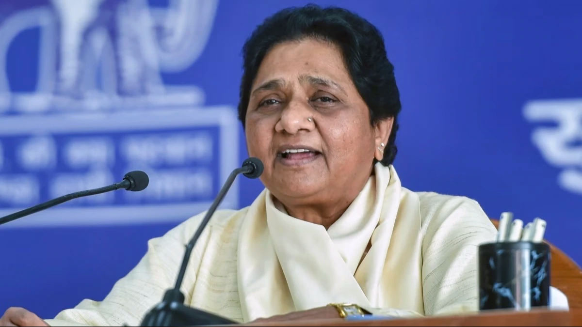 महंगाई पर नया खतरा, गैस सिलेंडर के दाम बढ़ते ही मायावती ने जताई बड़ी चिंता