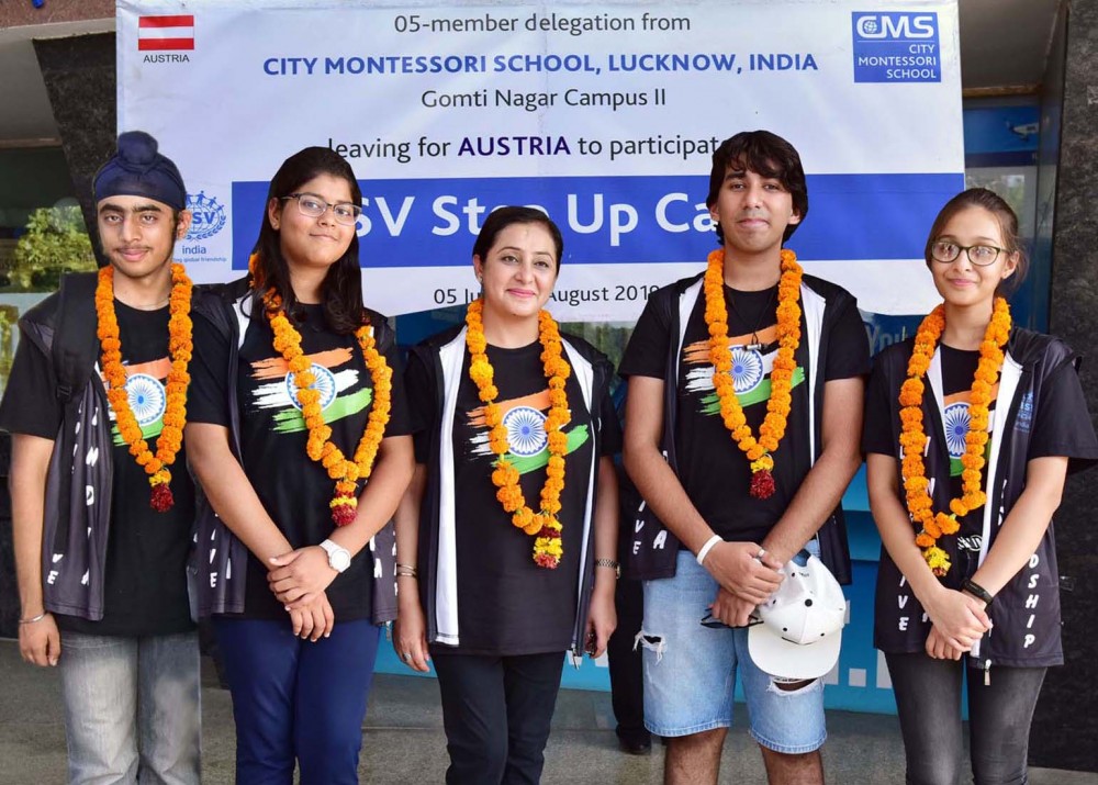 अन्तर्राष्ट्रीय बाल शिविर में प्रतिभाग हेतु सी.एम.एस. छात्र दल आस्ट्रिया रवाना अन्तर्राष्ट्रीय बाल शिविर में प्रतिभाग हेतु सी.एम.एस. छात्र दल आस्ट्रिया रवाना