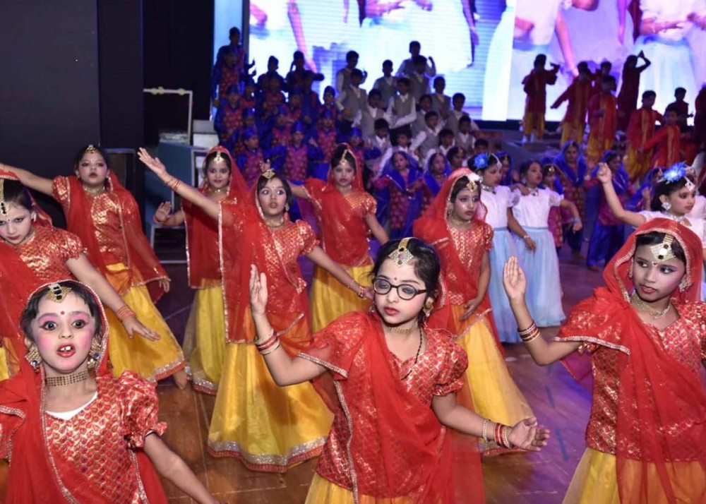 जीवन का उल्लास बिखेरते बच्चों ने जीता अभिभावकों का दिल जीवन का उल्लास बिखेरते बच्चों ने जीता अभिभावकों का दिल