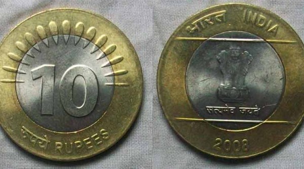 #बड़ी खबर - 10 रुपए का सिक्का न लेने पर होगी जेल