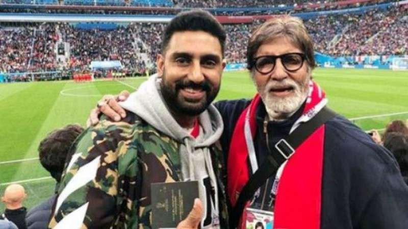 अमिताभ-अभिषेक ने सेंट पीटर्सबर्ग स्टेडियम में लिया FIFA वर्ल्ड कप सेमीफाइनल का मजा अमिताभ-अभिषेक ने सेंट पीटर्सबर्ग स्टेडियम में लिया FIFA वर्ल्ड कप सेमीफाइनल का मजा