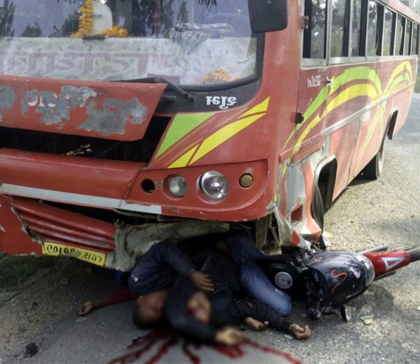 तेज रफ्तार का जुनून पड़ा भारी तेज रफ्तार का जुनून पड़ा भारी