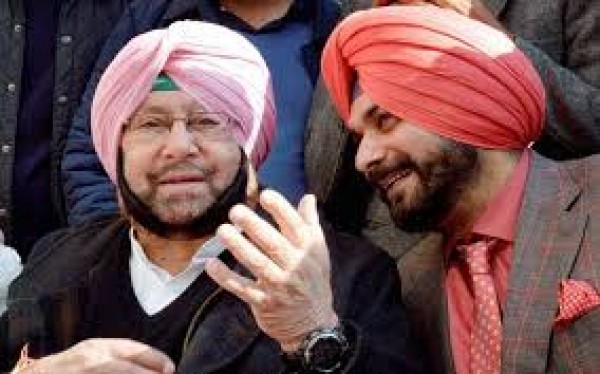 कांग्रेस नेता अमरिंदर सिंह ने कहा EVM से कोई छेड़छाड़ नहीं हुई है कांग्रेस नेता अमरिंदर सिंह ने कहा EVM से कोई छेड़छाड़ नहीं हुई है