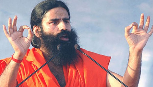 नोटबंदी में 3-5 लाख करोड़ का घोटाला : बाबा रामदेव नोटबंदी में 3-5 लाख करोड़ का घोटाला : बाबा रामदेव