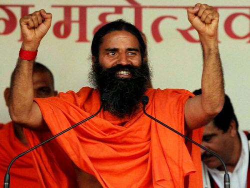 बाबा रामदेव के पतंजलि उत्पादों पर जरी फतवा बाबा रामदेव के पतंजलि उत्पादों पर जरी फतवा