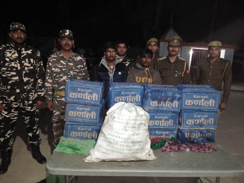 450 शीशी नेपाली कर्णाली शराब के साथ 02 अभियुक्त गिरफ्तार