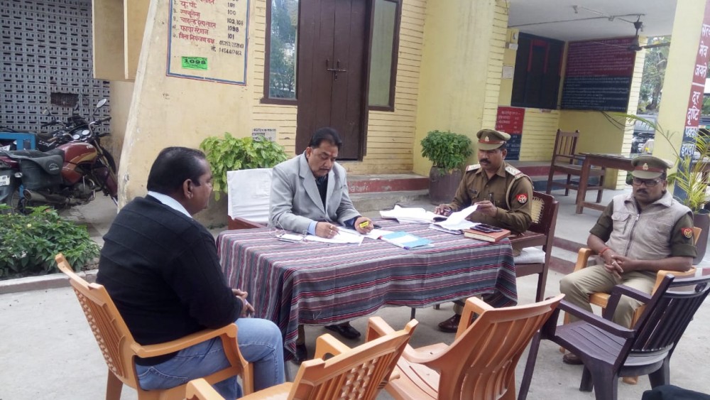समाधान दिवस मे मिले 63 प्रार्थना, 10 प्रार्थना पत्रो का निस्तारण मोके पर हुआ समाधान दिवस मे मिले 63 प्रार्थना, 10 प्रार्थना पत्रो का निस्तारण मोके पर हुआ