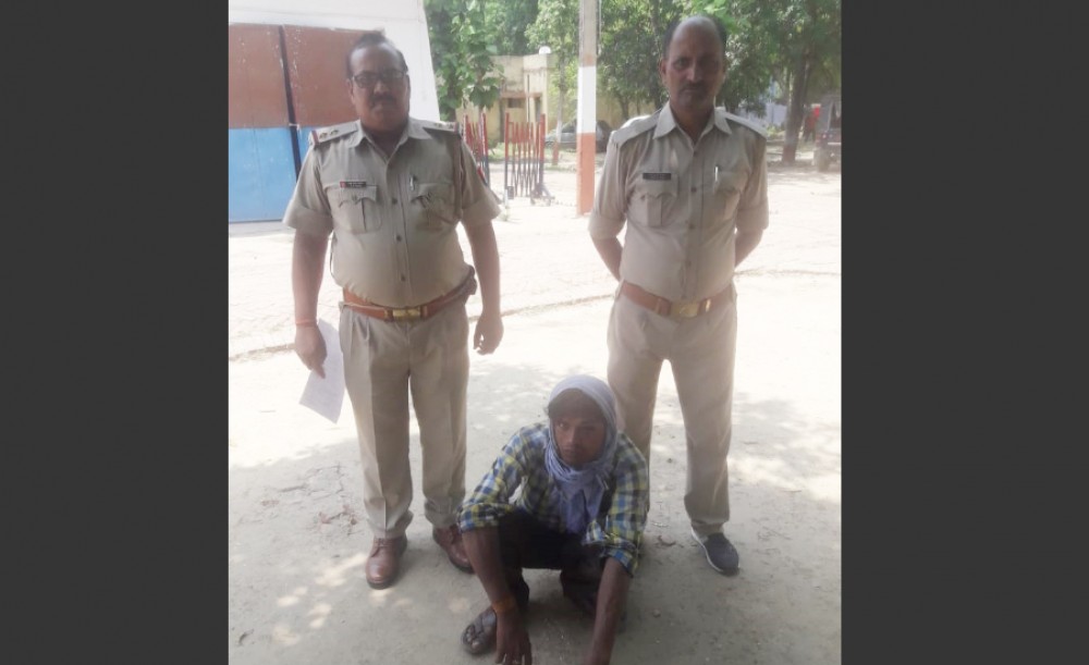 छेड़खानी के मुकदमे में वांछित अभियुक्त गिरफ्तार छेड़खानी के मुकदमे में वांछित अभियुक्त गिरफ्तार