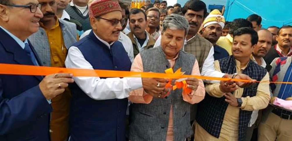 मंगलवार को कैसरगंज स्थित परसेंडी पारले चीनी मिल के 2018-19 पेराई सत्र का हुआ शुभारम्भ मंगलवार को कैसरगंज स्थित परसेंडी पारले चीनी मिल के 2018-19 पेराई सत्र का हुआ शुभारम्भ