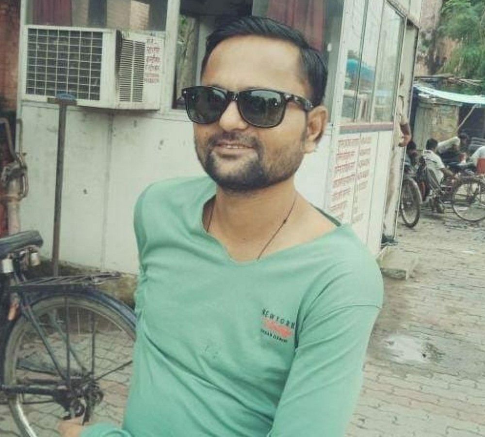 बहराईच के पूर्व सपा विधायक के बेटे ने खुद को मारी गोली बहराईच के पूर्व सपा विधायक के बेटे ने खुद को मारी गोली