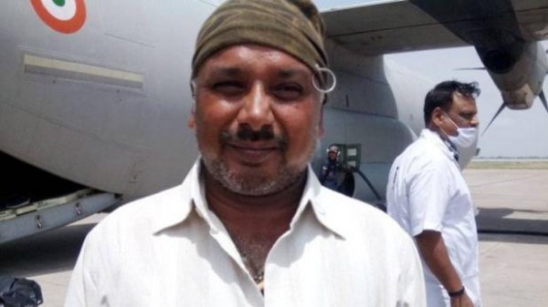 अमरनाथ आतंकी हमला में गुजरात के सीएम बोले, वीरता पुरस्कार के लिए भेजेंगे बस ड्राइवर का नाम अमरनाथ आतंकी हमला में गुजरात के सीएम बोले, वीरता पुरस्कार के लिए भेजेंगे बस ड्राइवर का नाम