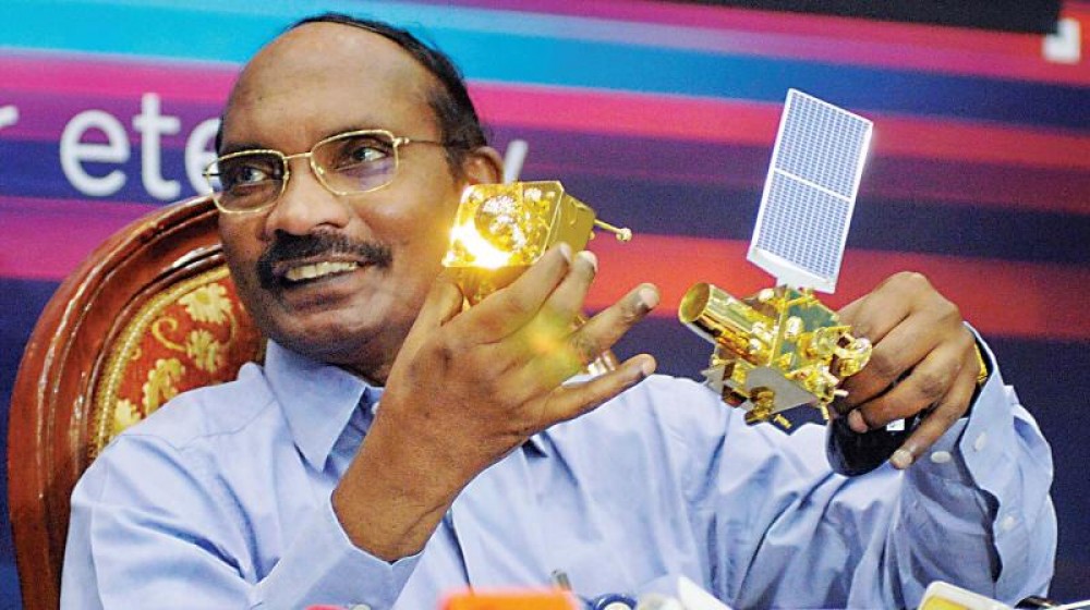 #Chandrayaan-2, चांद पर प्रयोग का काम शुरू, 3डी मैपिंग और पानी की मात्रा पता लगाने में लगा ऑर्बिटर #Chandrayaan-2, चांद पर प्रयोग का काम शुरू, 3डी मैपिंग और पानी की मात्रा पता लगाने में लगा ऑर्बिटर