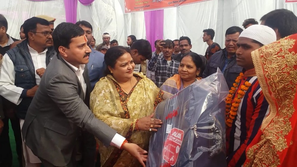 जनपद बहराइच में आज देखने को मिली गंगा-जमुनी तहजीब की नई मिसाल जनपद बहराइच में आज देखने को मिली गंगा-जमुनी तहजीब की नई मिसाल