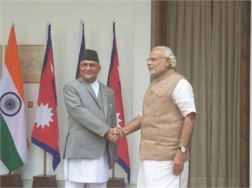 मोदी से मिले नेपाल के PM, बोले- मतभेद दूर करने आया हूं