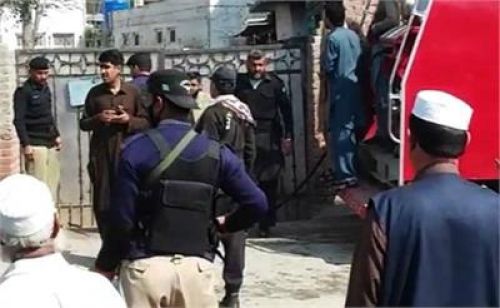 पाकिस्तान में डिस्ट्रिक्ट कोर्ट पर आतंकी हमला , 8 की मौत