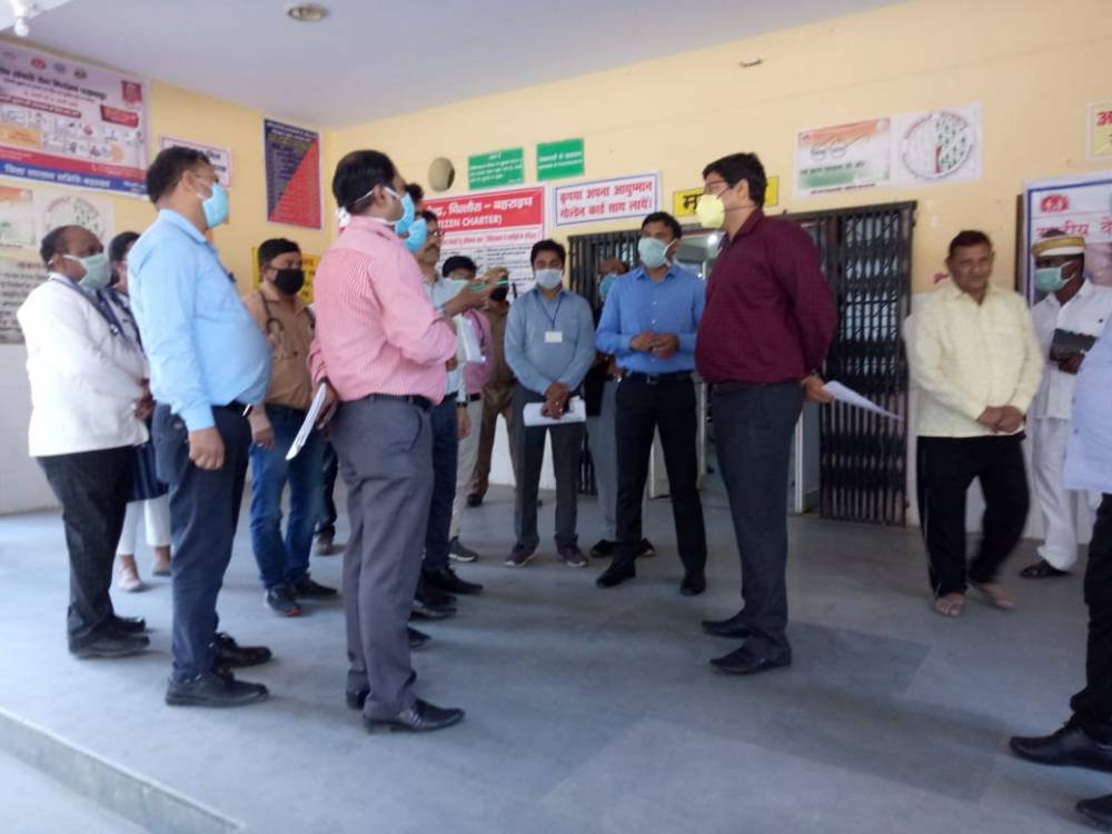 कोरोना त्रासदी, DM शम्भु कुमार की ‘‘जिलाधिकारी राहत कोष’’ में दान करने की अपील कोरोना त्रासदी, DM शम्भु कुमार की ‘‘जिलाधिकारी राहत कोष’’ में दान करने की अपील