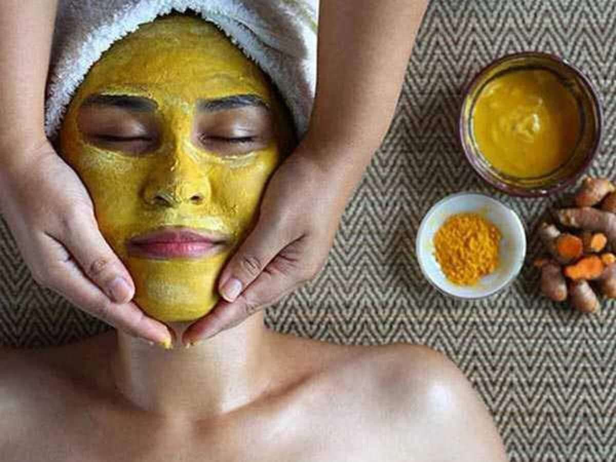 Natural Face Mask का करे इस्तेमाल और पाये Instant Glow