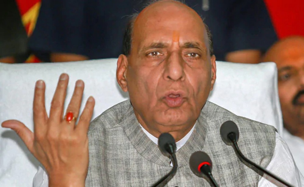 कश्मीर भारत का था और आगे भी भारत का ही रहेगा : राजनाथ सिंह कश्मीर भारत का था और आगे भी भारत का ही रहेगा : राजनाथ सिंह