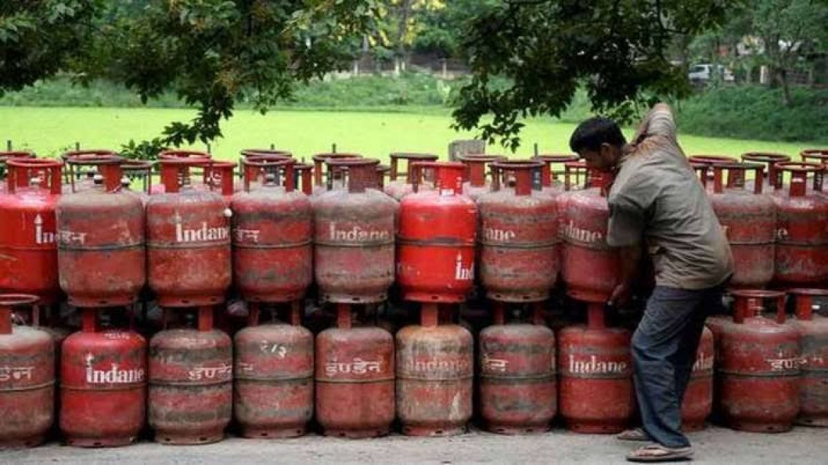 कमाल की परियोजना:  गोबर के बदले दिया जा रहा LPG गैस  सिलेंडर, जाने कहाँ और क्यों? 