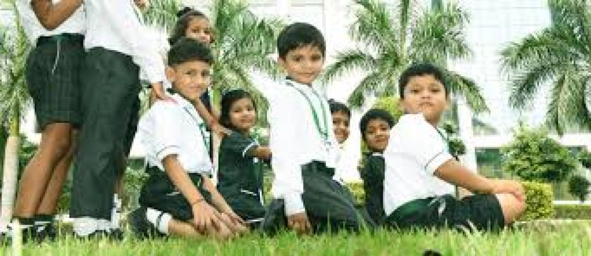 छात्रों के हित को ध्यान में रखते हुए जुलाई माह से स्कूल खोले सरकार! छात्रों के हित को ध्यान में रखते हुए जुलाई माह से स्कूल खोले सरकार!