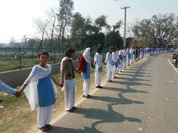 मानव श्रृंखला का आयोजन हुआ सफल मानव श्रृंखला का आयोजन हुआ सफल