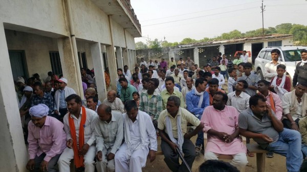 करुणा के सागर थे महत्मा बुद्ध : डा० आर० के० वर्मा करुणा के सागर थे महत्मा बुद्ध : डा० आर० के० वर्मा