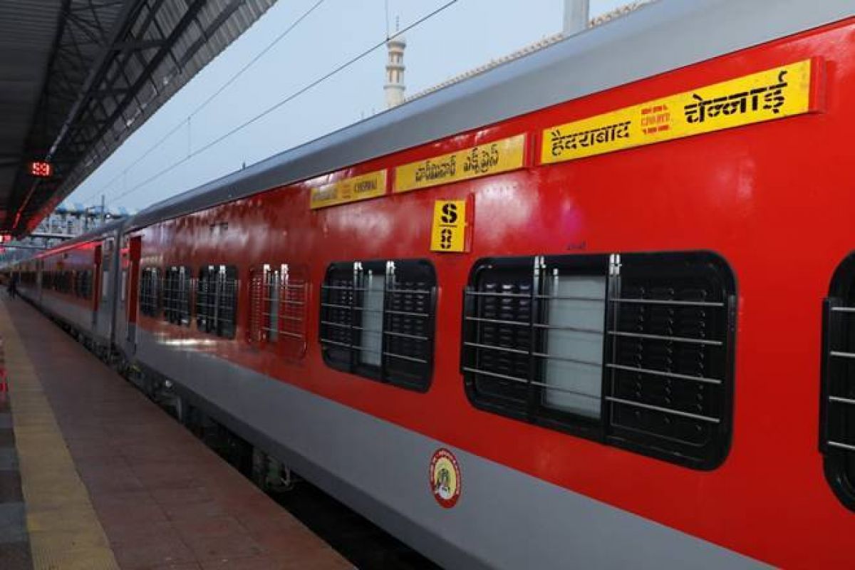 10 अक्टूबर से भारतीय रेलवे ने टिकट आरक्षण के नियमों में किया बड़ा बदलाव 10 अक्टूबर से भारतीय रेलवे ने टिकट आरक्षण के नियमों में किया बड़ा बदलाव