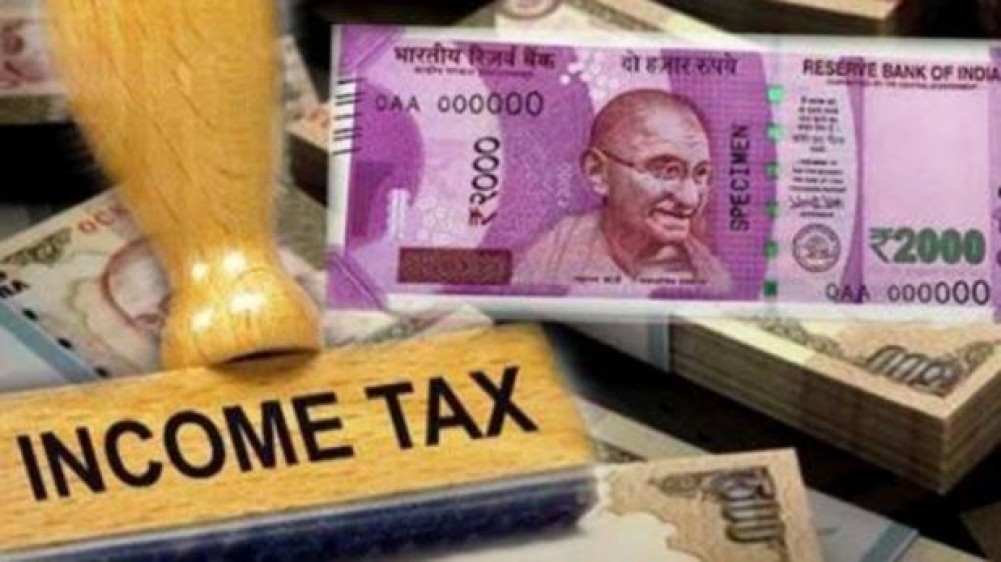 दिल्ली चांदनी चौक में आयकर विभाग का छापा, दुकान के बेसमेंट में मिले 300 प्राईवेट लाॅकर दिल्ली चांदनी चौक में आयकर विभाग का छापा, दुकान के बेसमेंट में मिले 300 प्राईवेट लाॅकर