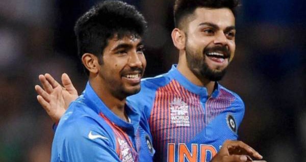 इंग्लैंड के फिलाफ मैच में आखिरी गेंद से पहले कोहली ने बुमराह को दिया मंत्र