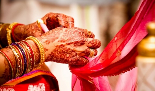 नोटबंदी : शादी के लिए निकाल सकते हैं 2.5 लाख तक रुपये नोटबंदी : शादी के लिए निकाल सकते हैं 2.5 लाख तक रुपये