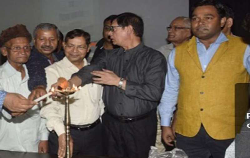 मौर्या हेल्थ फाउंडेशन के तरफ से आयोजित चिकित्सक मिलन समारोह हुआ संपन्न मौर्या हेल्थ फाउंडेशन के तरफ से आयोजित चिकित्सक मिलन समारोह हुआ संपन्न