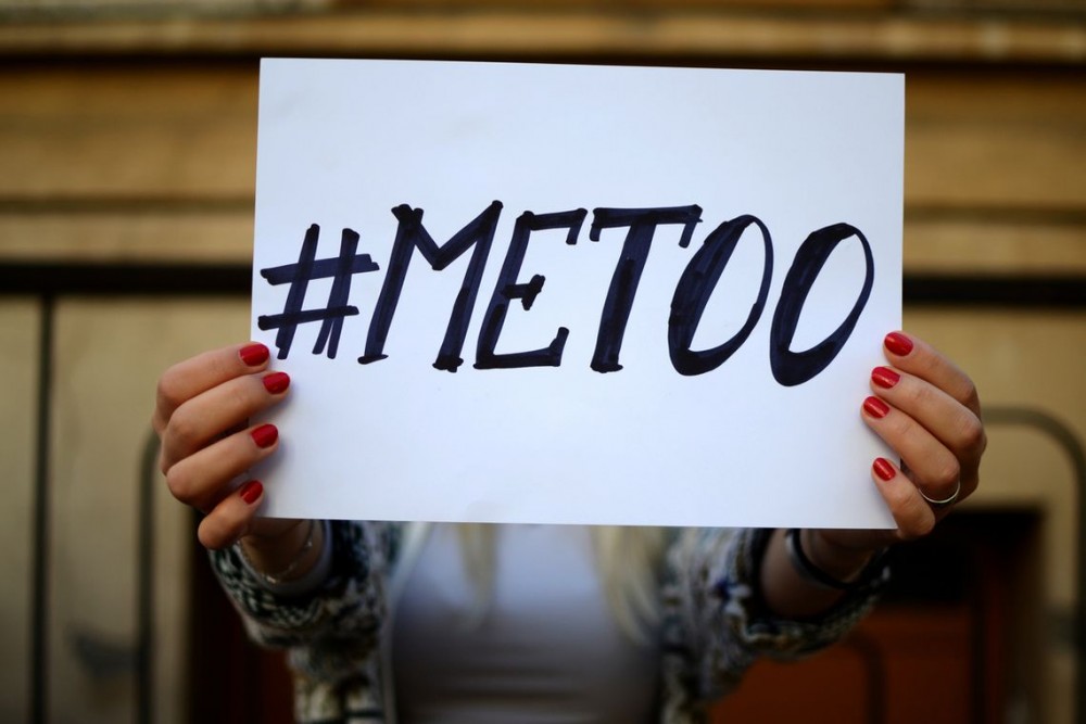 #MeToo इस मशहूर एंकर पर महिला पत्रकार ने लगाया यौन शोषण का आरोप 