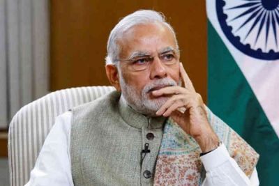तीन साल बाद भी जारी है PM मोदी का जलवा