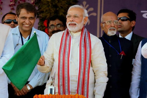 मोदी के कहने पर प्रभु का फैसला मोदी के कहने पर प्रभु का फैसला