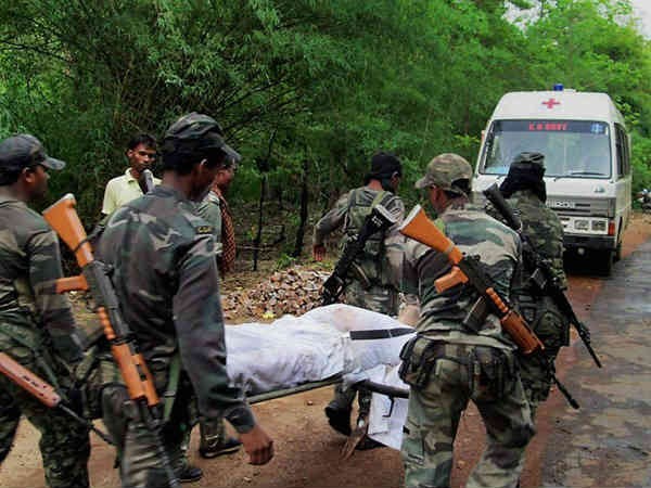 छत्तीसगढ़ में नक्सली हमला: अबतक 24 CRPF जवान शहीद छत्तीसगढ़ में नक्सली हमला: अबतक 24 CRPF जवान शहीद