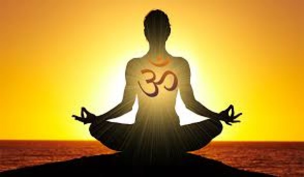 बड़े काम का है ओम (ॐ) शब्द जानिए इसके शारीरिक लाभ बड़े काम का है ओम (ॐ) शब्द जानिए इसके शारीरिक लाभ